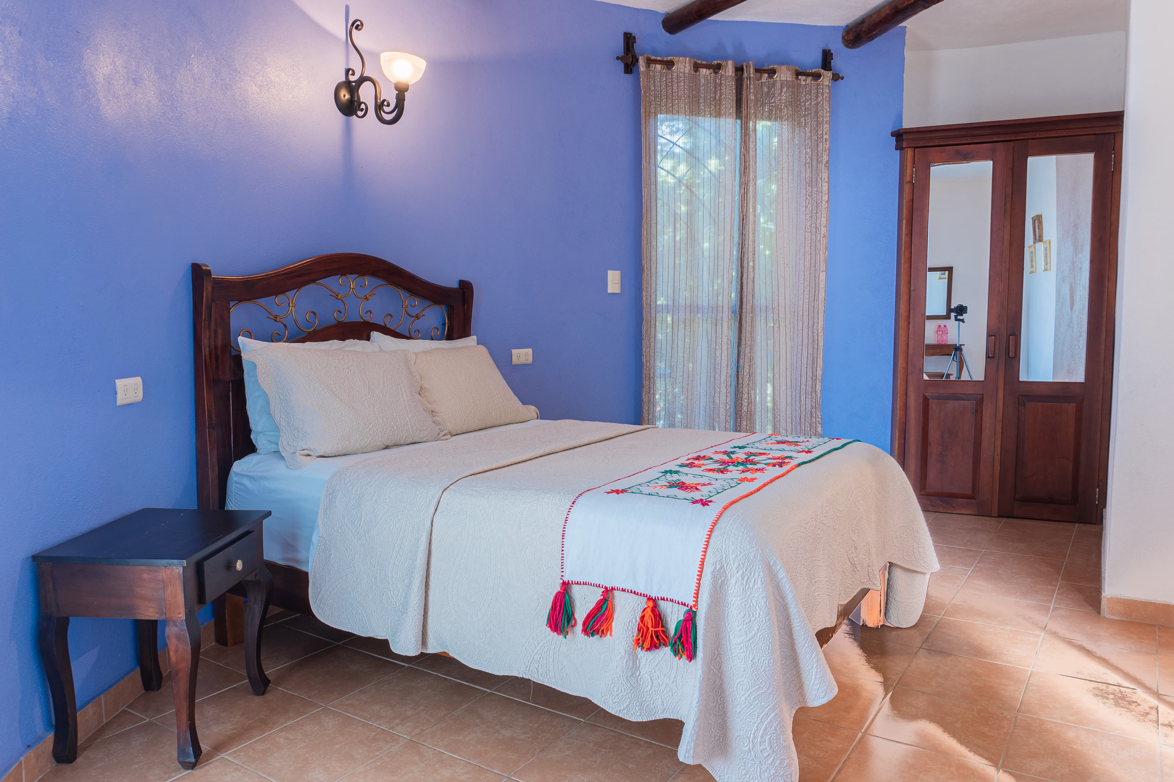 Lirios 2 — Paraíso Encantado